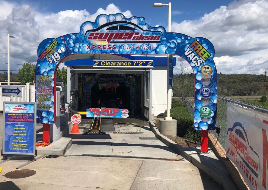 outside front of a car wash mini tunnel