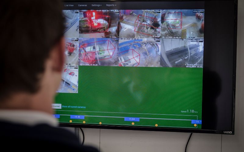 back of someone's head out of focus looking at NoPileups display