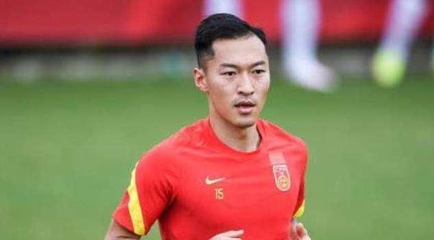 娇妻被别人带去杂交