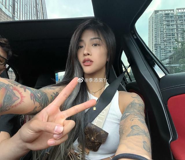 女友暴露经历